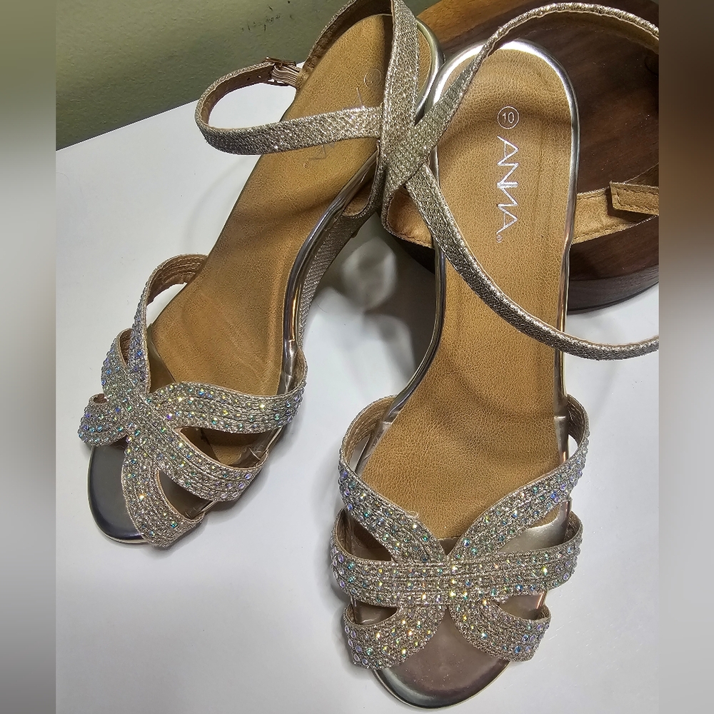 Anna Women's Glittering Silver And Gold Strappy Wedges